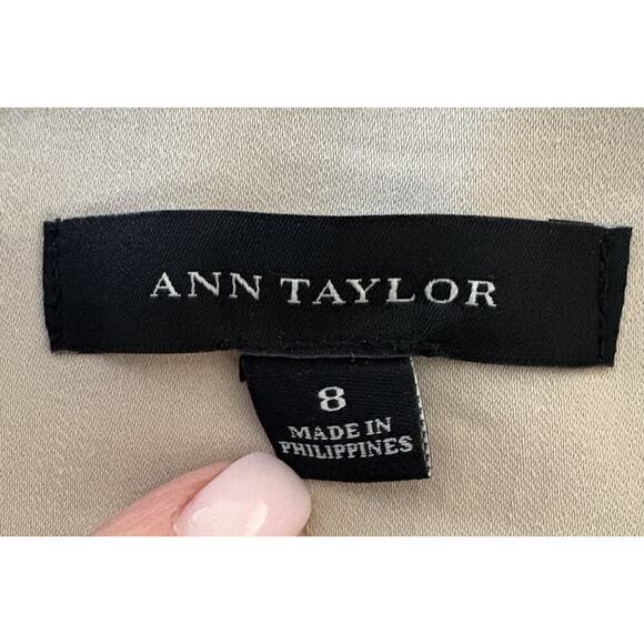 Ann Taylor Beige Pencil Skirt Career Womens Size 8 (1848) - Picture 4 of 6